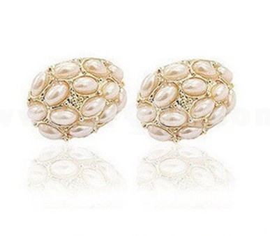 Stylish Square Pearl Earring