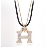 Wholesale - Stylish Retro H Pattern Rhinestone Gold Plating Sweater Chain